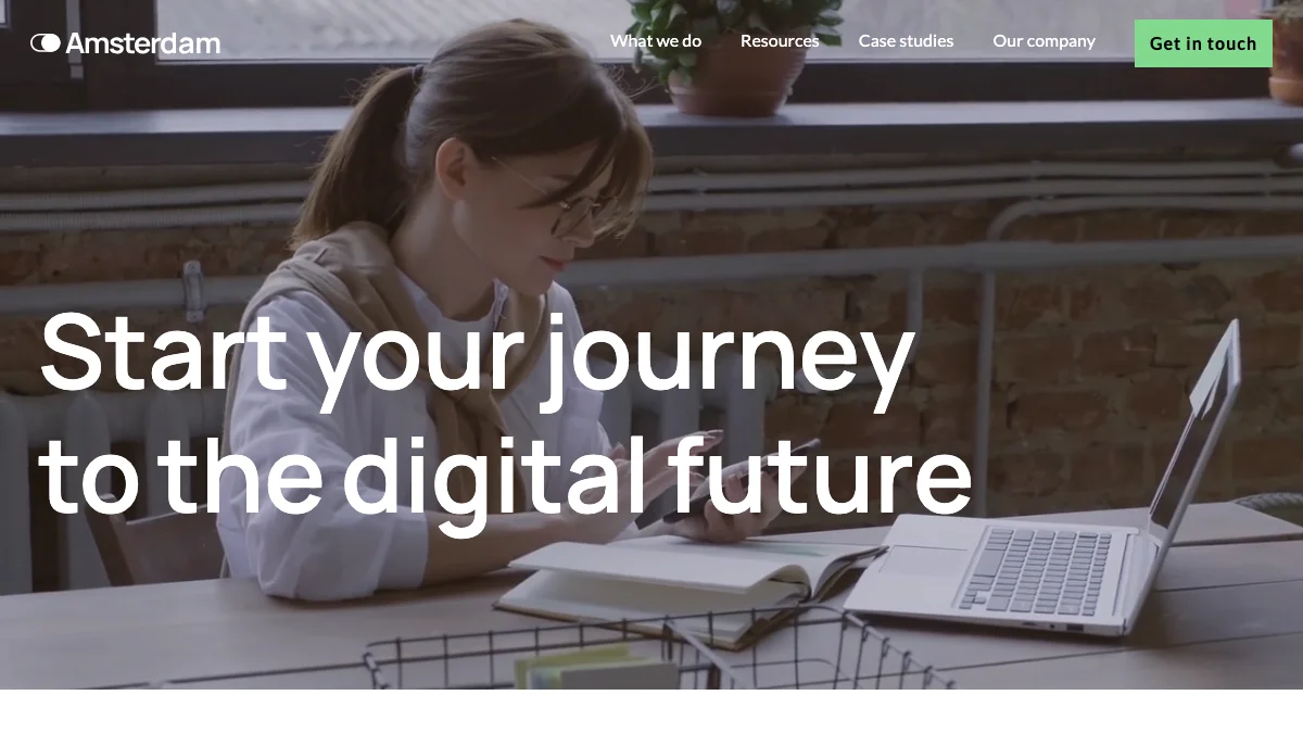 Screenshot of the Amsterdam theme homepage