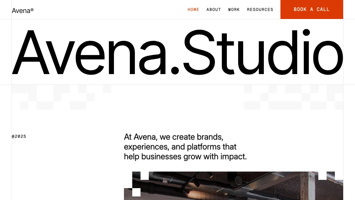 Screenshot of the Avena theme homepage