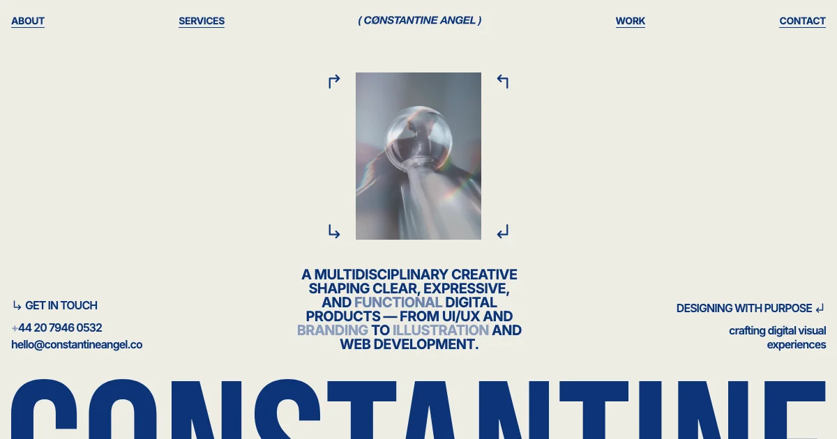 Screenshot of the Constantine theme homepage